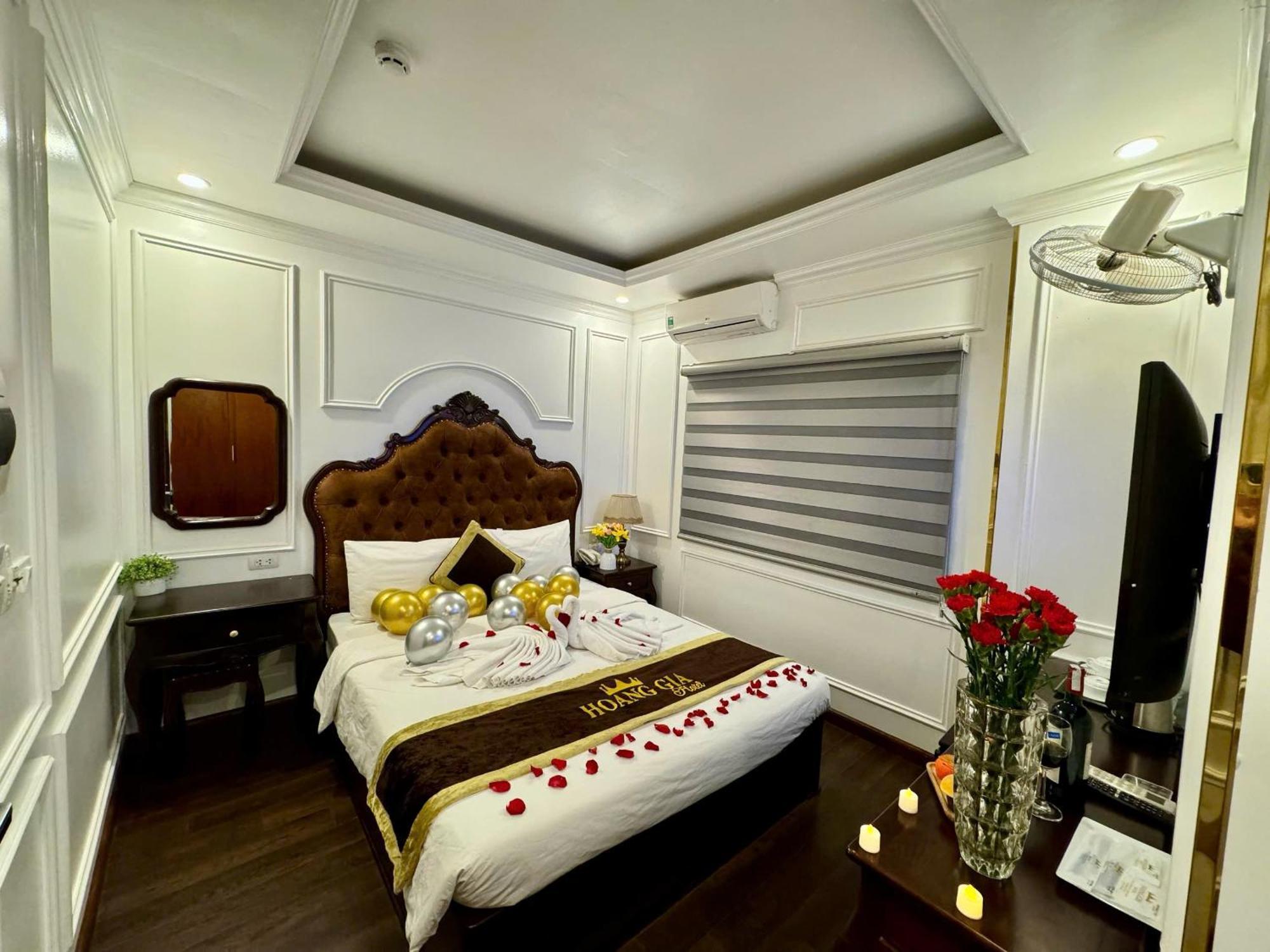 Hoang Gia Hotel Nhan Hoa 하노이 외부 사진