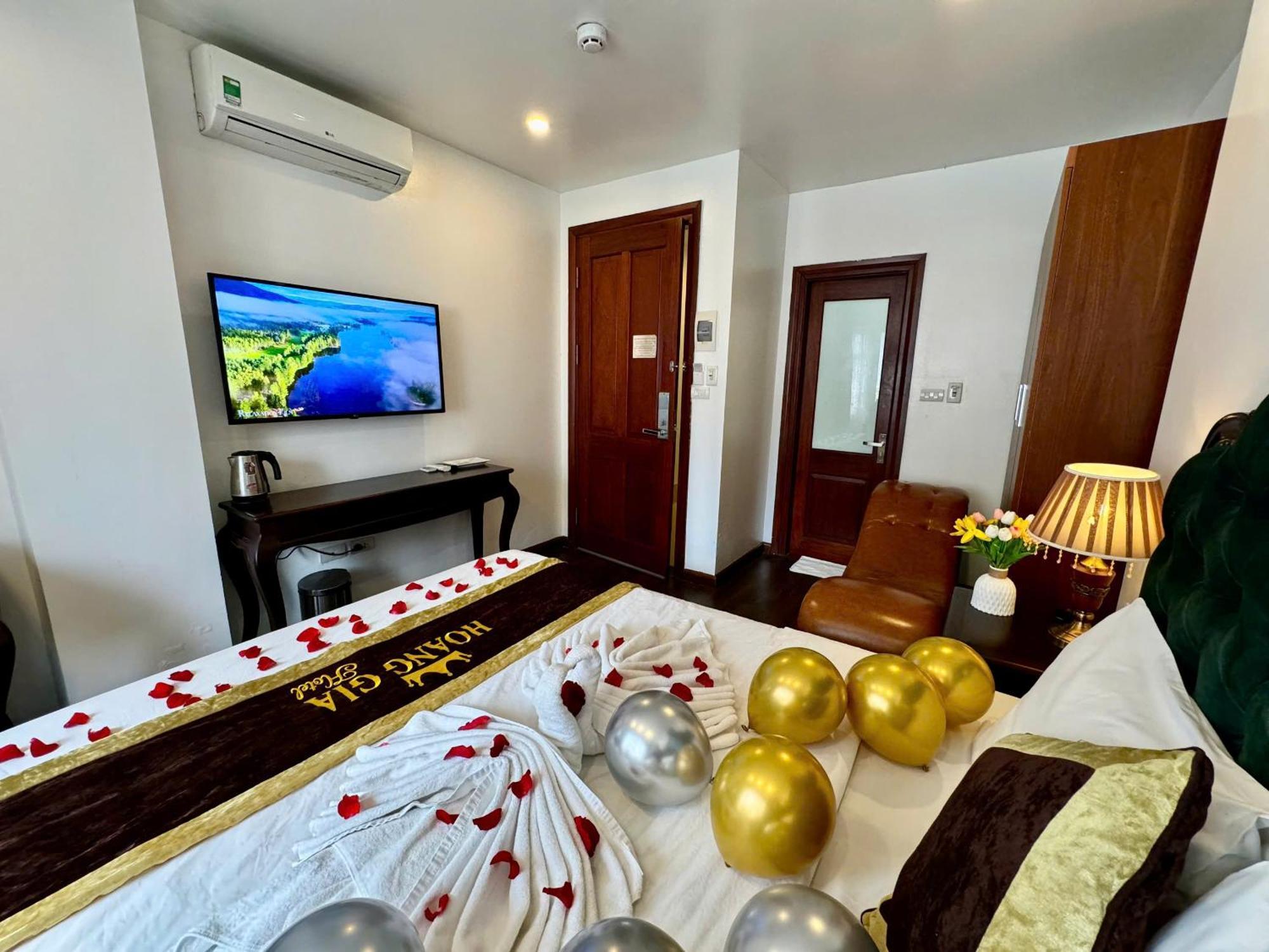 Hoang Gia Hotel Nhan Hoa 하노이 외부 사진
