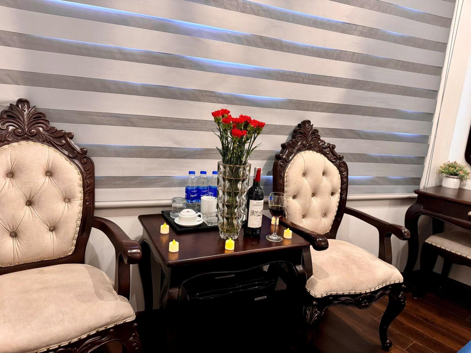 Hoang Gia Hotel Nhan Hoa 하노이 외부 사진